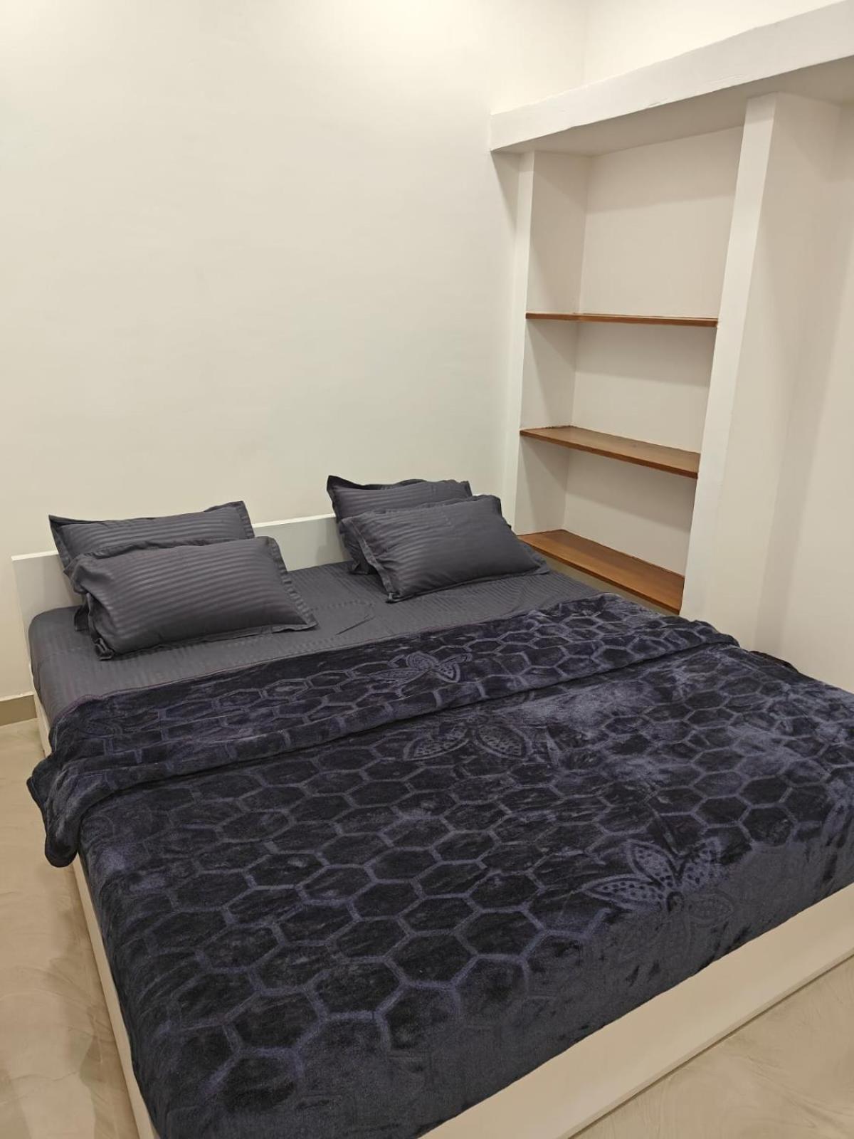 Thirunallar Heaven Homes Tirunallar ภายนอก รูปภาพ